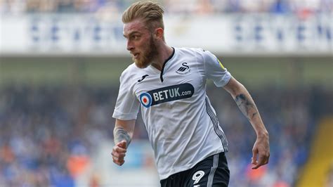 Oli McBurnie | I want more goals | Swansea