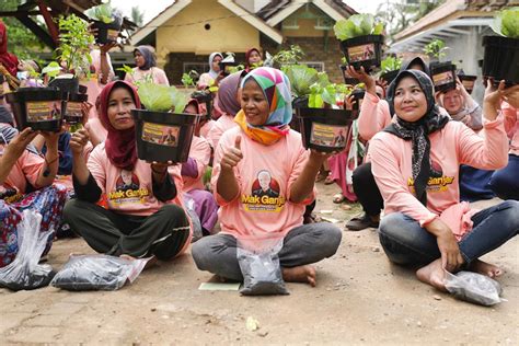 Jaga Ketersediaan Pangan Mak Ganjar Ajak Warga Banten Budidaya Tanaman