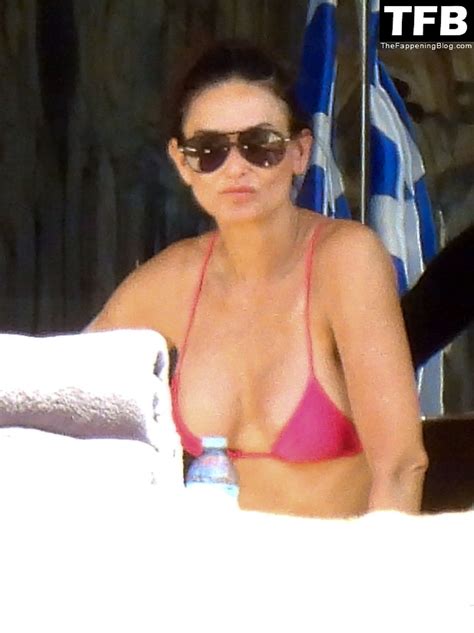 Demi Moore Looks Sensational At In A Red Bikini On Vacation In Greece Photos