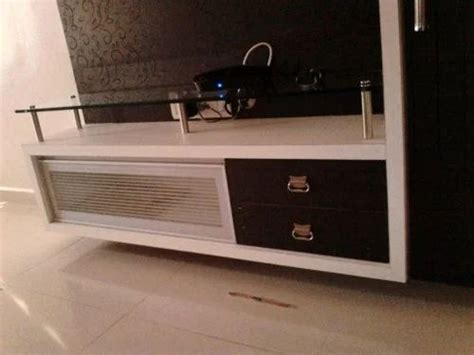 Tv Unit Profile Shutter At Best Price In Rajkot By Right Angle Profile