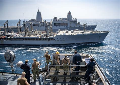 U S Navy On Twitter Usnavy Photos Of The Day Uss Carl Vinson