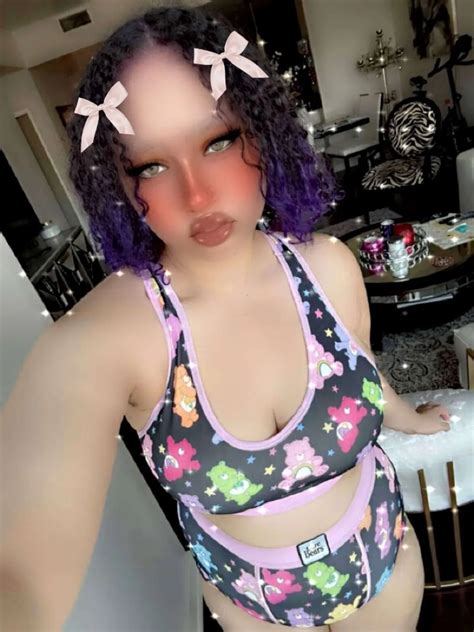 Sexy Big Titty Egirl Aamira Ardalan Nude Pics XHamster