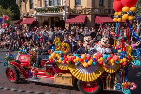 Disneyland Parade List