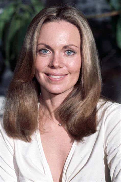 Lara Parker Star Of Dark Shadows Dead At 84