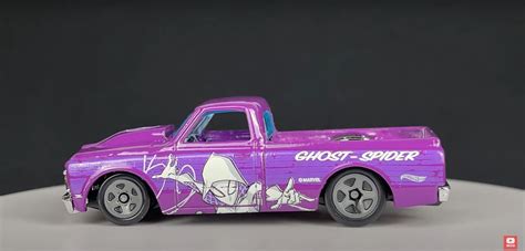 Hot Wheels Spider Man Series Depicts Both Heroes And Villains Five Cars Are Included