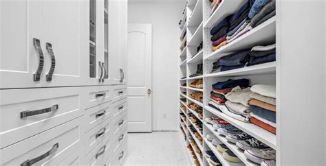 7 Small Closet Ideas For Maximizing Storage | SpaceManager Closets