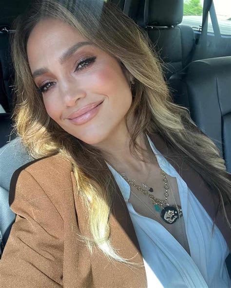 Jennifer Lopez Blonde Highlights