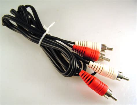 Twin RCA Phono Plug To Plug Stereo Audio Hi Fi Cable 1 5 Metres OM0291B