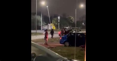 Graban Momento En El Que Veh Culos Atropellan A Invitados A Una Boda