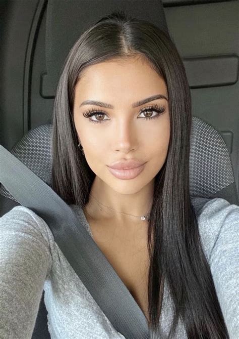 Beauty Brunette Beauty Long Hair Styles Hair Beauty