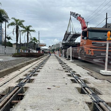 Obras Do VLT Interditam Rua Em Santos