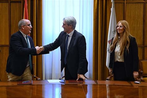 Sigue en directo del acto de graduación en Química