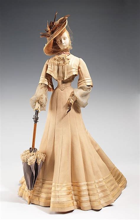 Diary Of A Mantua Maker Fashion History Dolls