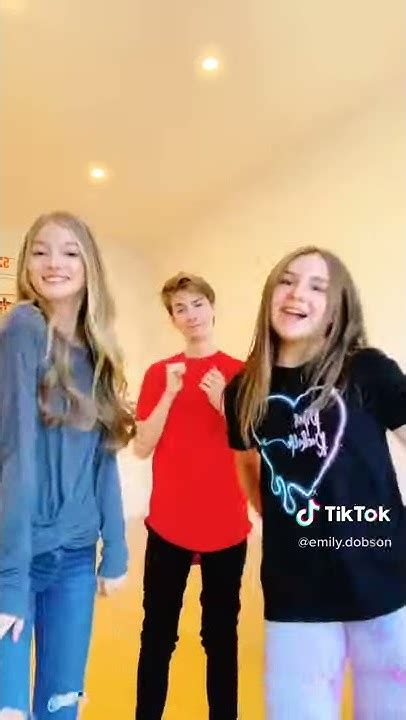 Emily Dobson Tiktok With Piper Rockelle Sawyer Sharbino 💞 Youtube