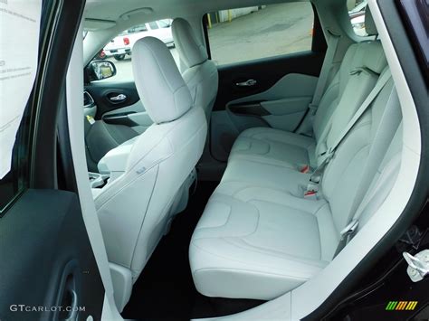 Ski Gray Black Interior 2021 Jeep Cherokee Latitude Lux 4x4 Photo 140209622