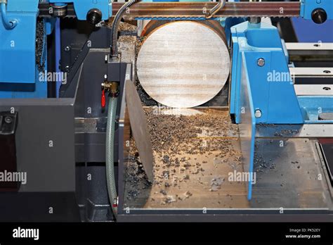 Automatic Metal Cutting Band Saw Powerful Machine Stock Photo Alamy