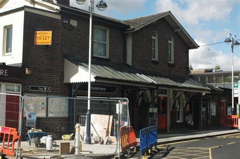 Haslemere Railway Station (HSL) - The ABC Railway Guide