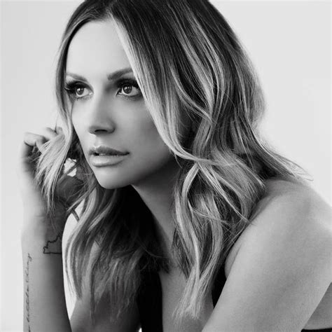 Carly Pearce Songs - A List of 20 of the Best | Holler