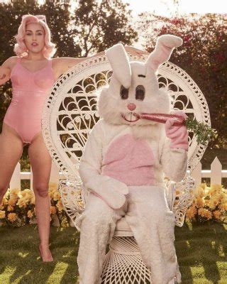 Miley Cyrus Nude Porn Pictures Xxx Photos Sex Images Pictoa