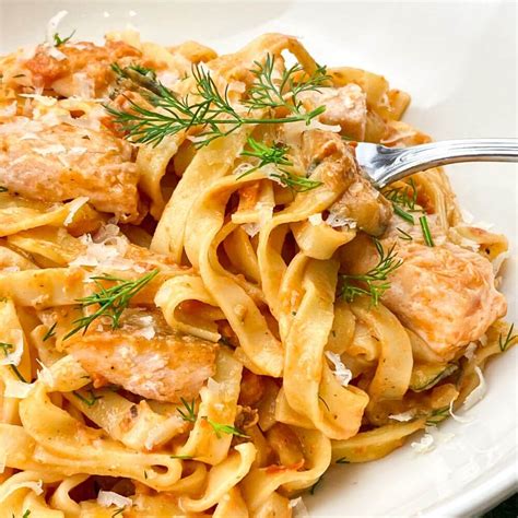 Tagliatelle Al Salmone Italienisches Originalrezept