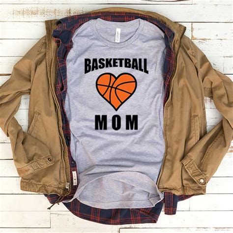 T-Shirt Basketball Mom ~ Clotee.com