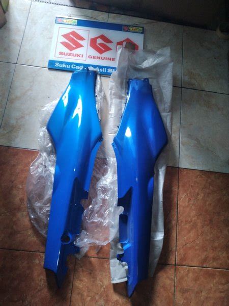 Jual Cover Bodi Kiri Kanan Suzuki Shogun 110 New Warna Biru Asli Suzuki