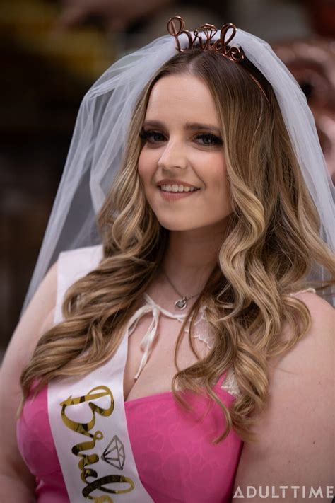 Transfixed Starring Ariel Demure Codi Vore Nude Pictures CoedCherry