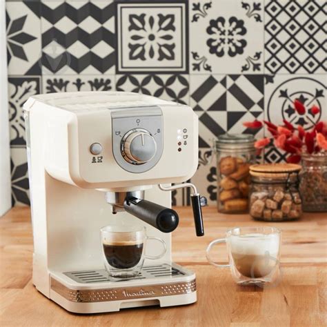 ᐉ Кофеварка рожковая Moulinex XP330A10 • Купить в Киеве, Украине ...