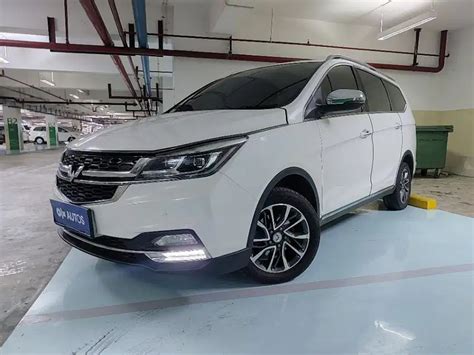 OLXmobbi Wuling Cortez 1 5 LT Lux Plus Bensin AT 2019 Putih Mobil