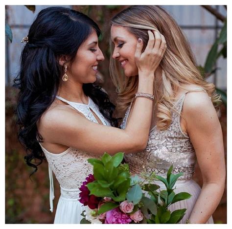 Lesbian Love Lesbian Bride Cute Lesbian Couples Muslim Couples Lgbt Wedding Same Sex