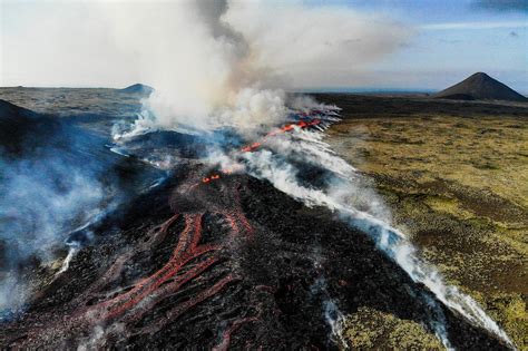 Vulkanausbrüche So warnen Forschende Menschen auf Island GEO