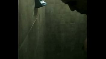 Isabella en baño XVIDEOS
