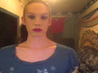 HOT CHAINSMOKING Hotntubes