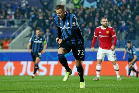 Atalantas Josip Ilicic Celebrates After Scoring Editorial Stock Photo