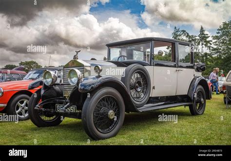 A 1928 Rolls Royce 20hp Park Ward Landaulette With Chassis Number Gly62