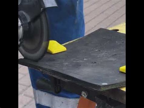 Диск для болгарки 125мм по резине транспортёрной Vatzo Multicut - YouTube