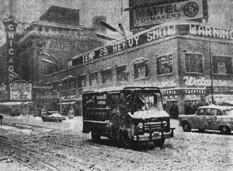 State St and Randolph St Chicago, Illinois - 1967 : r/chicago