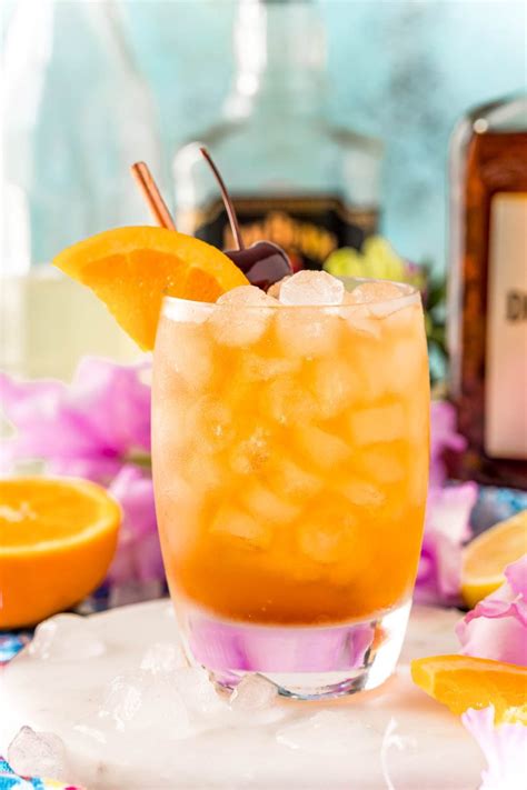 Best Amaretto Sour Cocktail Recipe Sugar And Soul