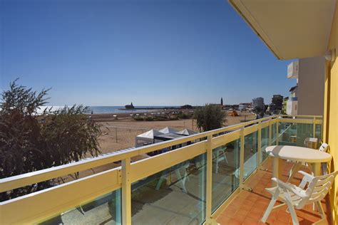 Aparthotel Villa Olga Fronte Mare Caorle Appartamenti Caorle Bed