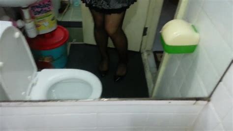 Black Patent Pumps With Pantyhose Teaser Gay Porn F XHamster