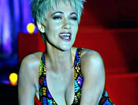 8 Hot Sexy Marie Fredriksson Bikini Pics
