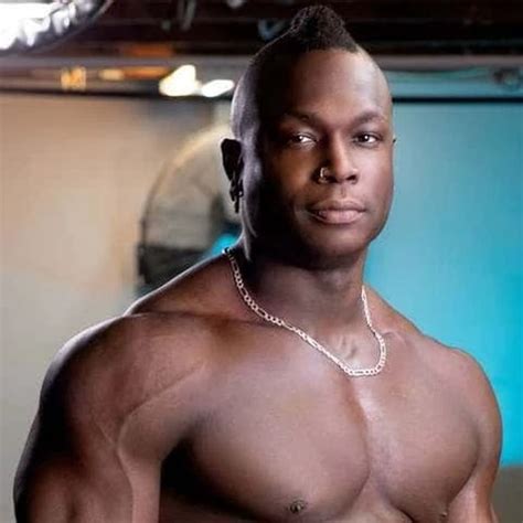 Heteroflexible Horny Frat Hunk Harrison Feels Asks College Geek Cristiano For Help To Access