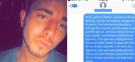 Chico Gay Le Pidi A La Madre De Su Amiga Poder A Ir A La Pijamada De Chicas As Le Respondi