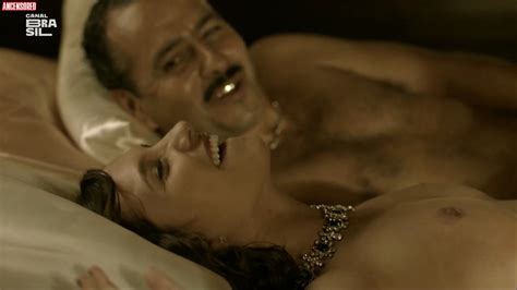 Naked Lorena Comparato In Boca De Ouro