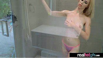 lilli dixon novia real le gusta jugar y golpear en la cámara mov 20 XVIDEOS