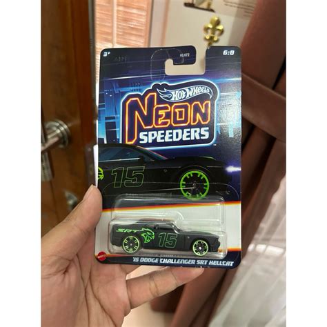 Jual Hot Wheels Neon Speeders 15 Dodge Challenger Srt Hellcat Shopee Indonesia