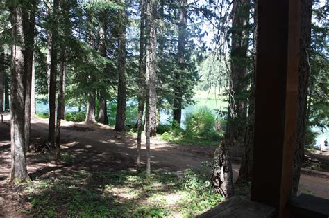 Clear Lake Resort in the Willamette National Forest