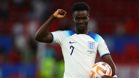 England Manager Gareth Southgate Hails Elite Bukayo Saka After Hat