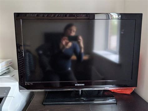 Samsung 32 inches LE32C530F1W | in Kent | Gumtree
