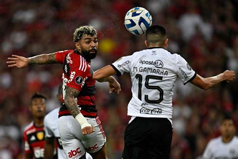 Le Corinthians Pr Pare Sa R Volution Et Pourrait Recruter Gabriel